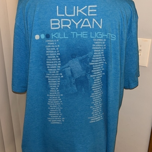 Luke Bryan Kill The Lights Tour Concert Tee Shirt Mens size 2XL Short Sleeve - Picture 5 of 6